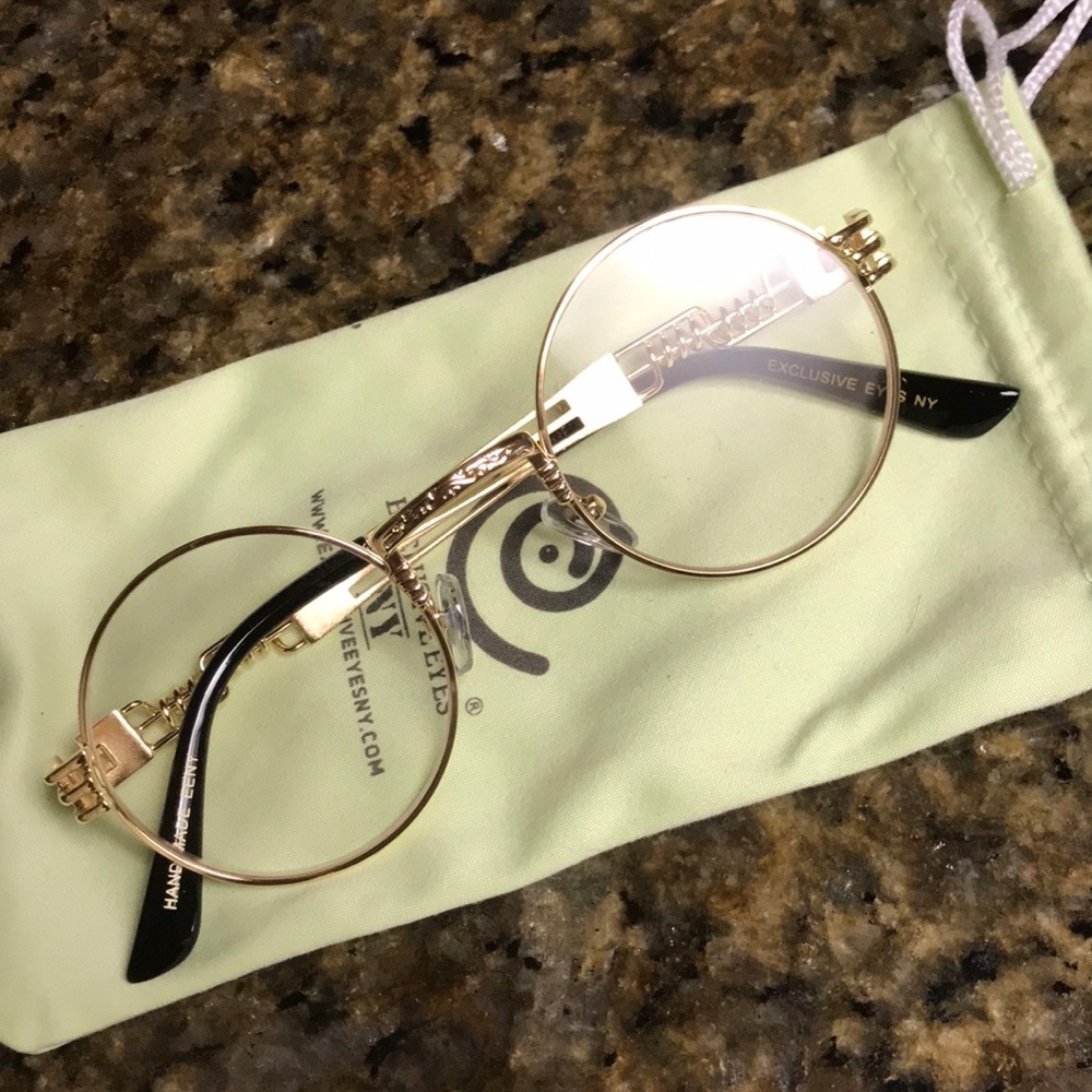 Eyewear